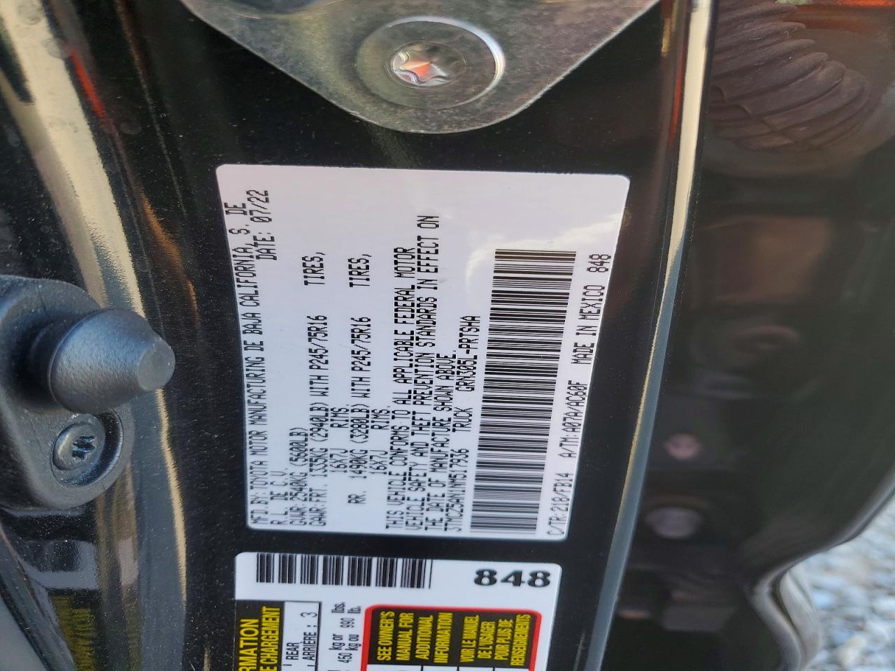 2022 TOYOTA TACOMA SR V6 photo 25