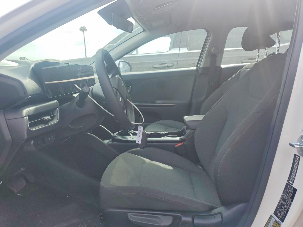 2025 KIA K4 LXS photo 13