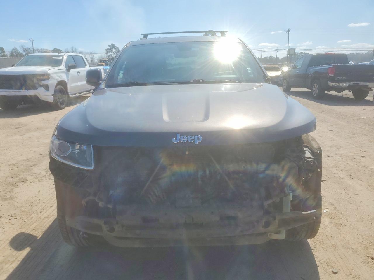 2014 JEEP GRAND CHEROKEE LAREDO photo 9