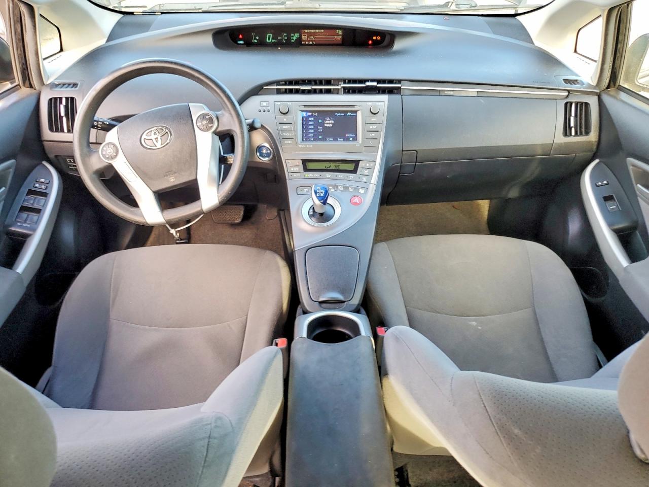 2015 TOYOTA PRIUS TWO photo 15