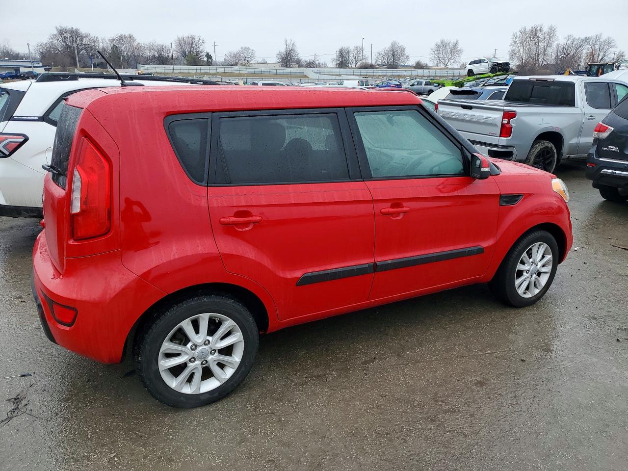 2013 KIA SOUL + photo 3