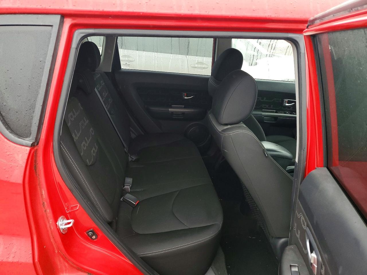 2013 KIA SOUL + photo 11