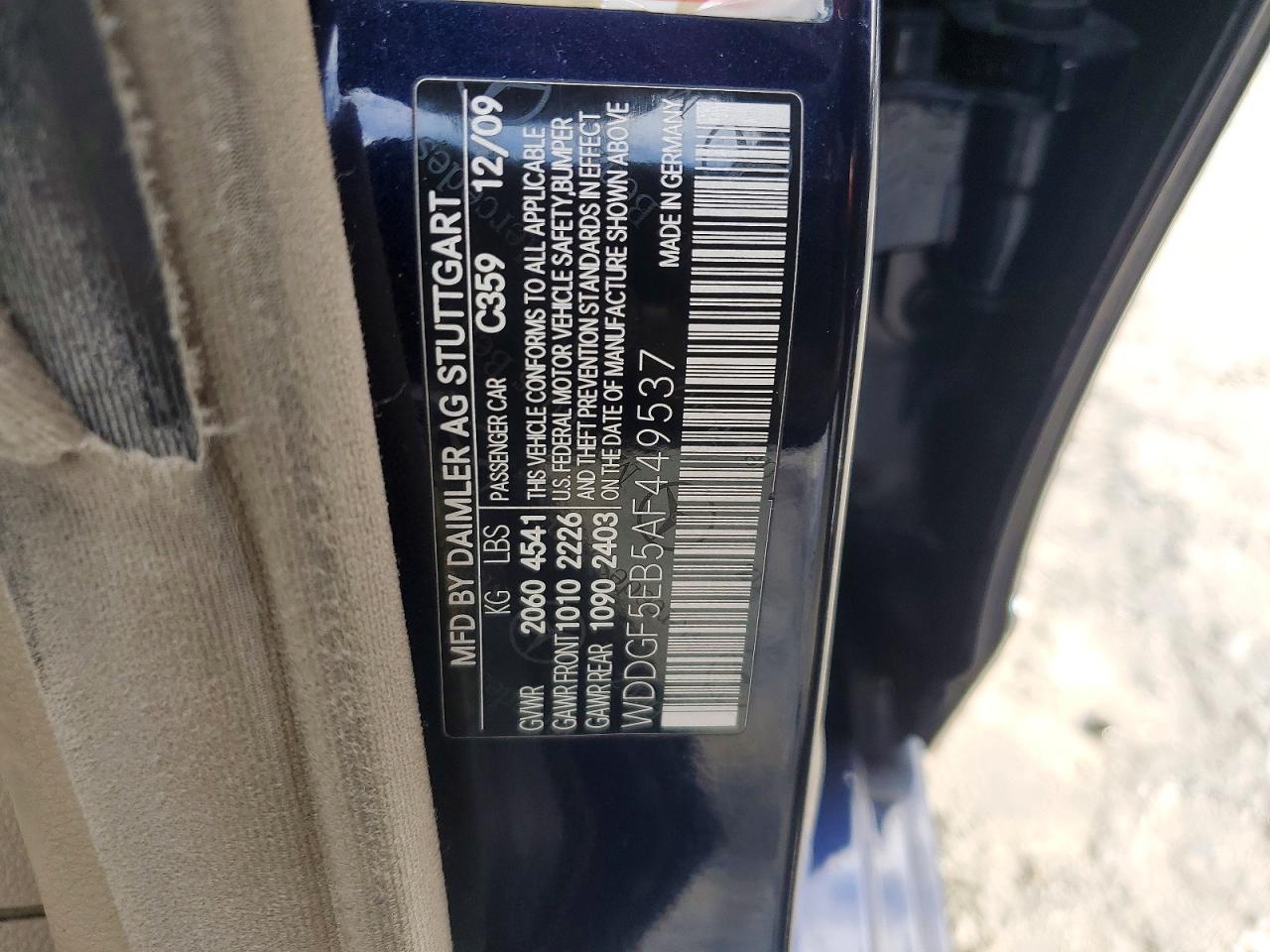 2010 MERCEDES-BENZ C 300 photo 12