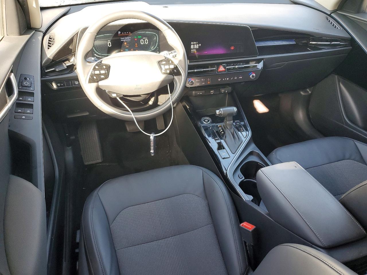 2024 KIA NIRO EX photo 22