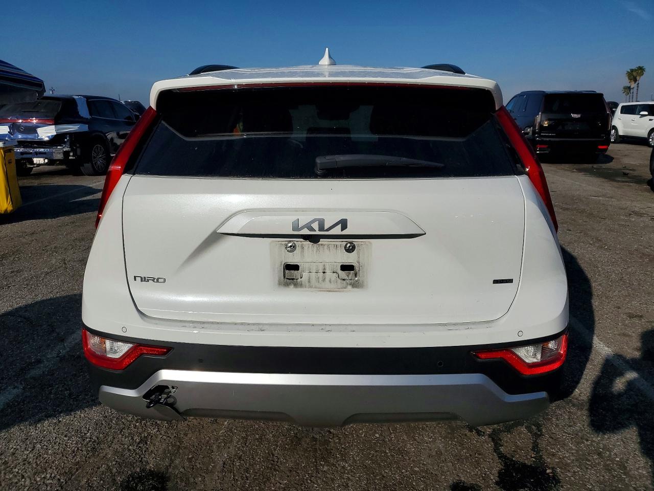 2024 KIA NIRO EX photo 16