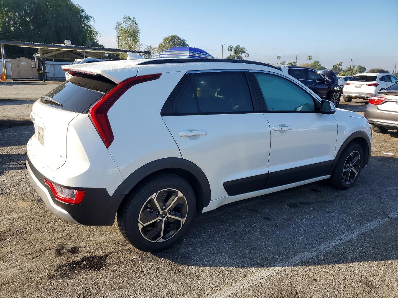 2024 KIA NIRO EX photo 7