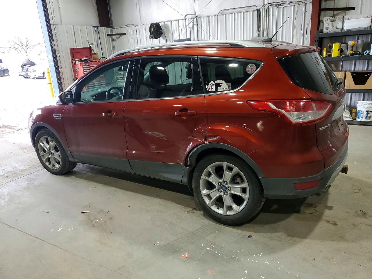 2015 FORD ESCAPE TITANIUM photo 2