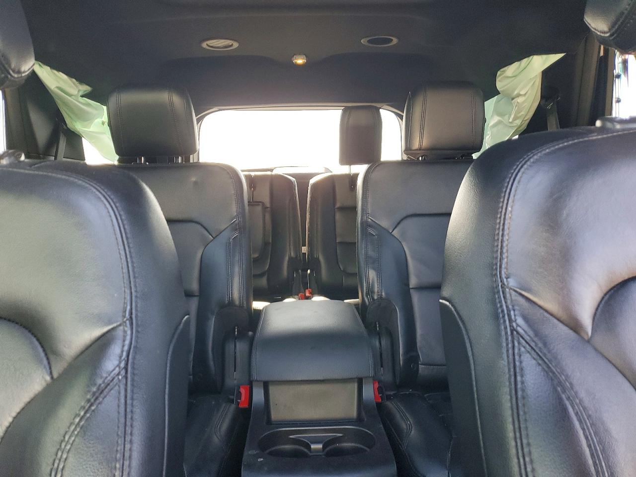 2016 FORD EXPLORER XLT photo 28