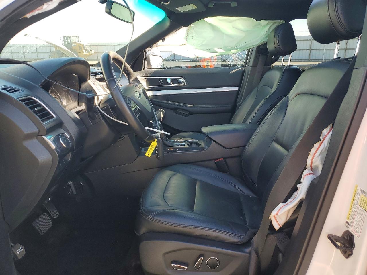 2016 FORD EXPLORER XLT photo 19