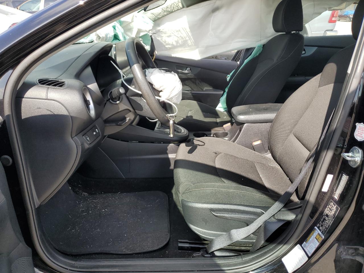 2021 KIA FORTE photo 19