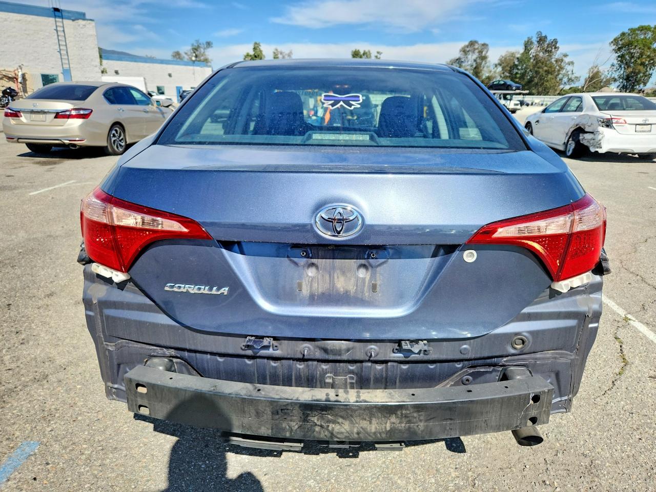 2017 TOYOTA COROLLA L photo 6