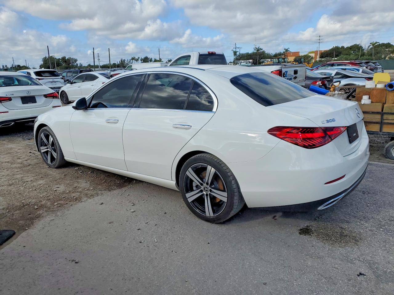 2022 MERCEDES-BENZ C 300 photo 3