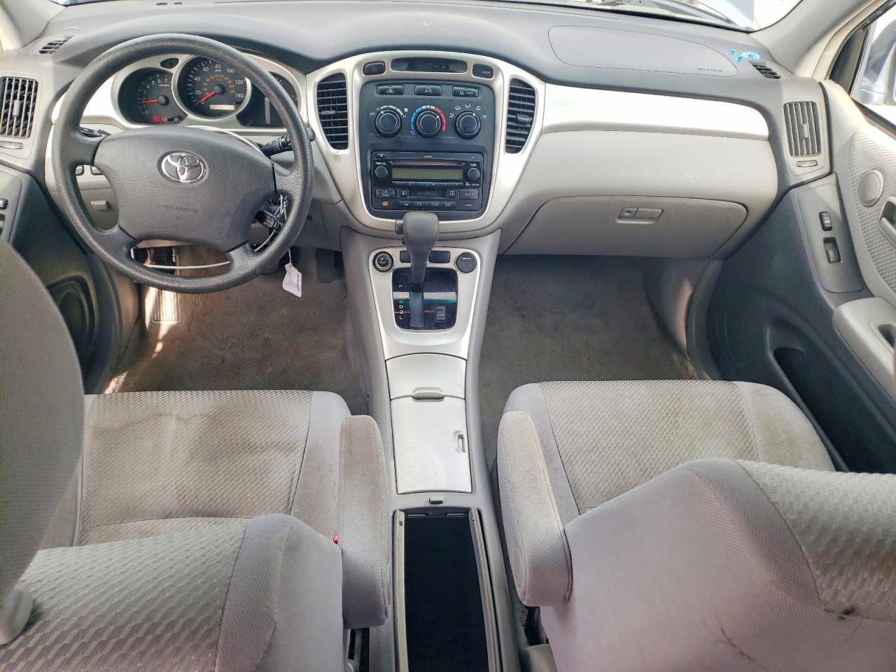 2006 TOYOTA HIGHLANDER BASE photo 8