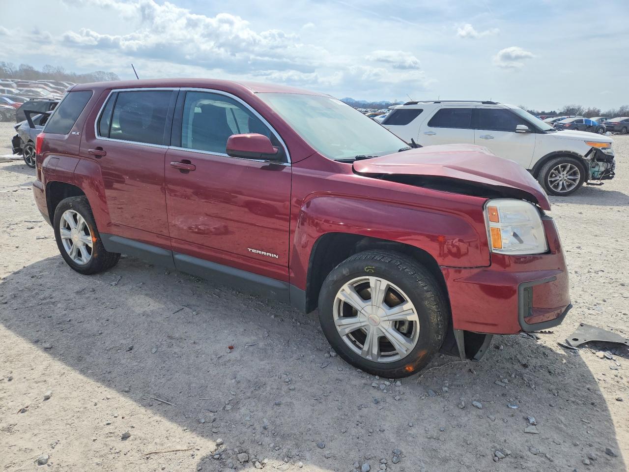 2017 GMC TERRAIN SLE photo 7