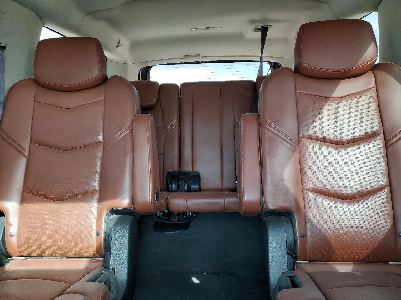 2015 CADILLAC ESCALADE ESV PREMIUM photo 19