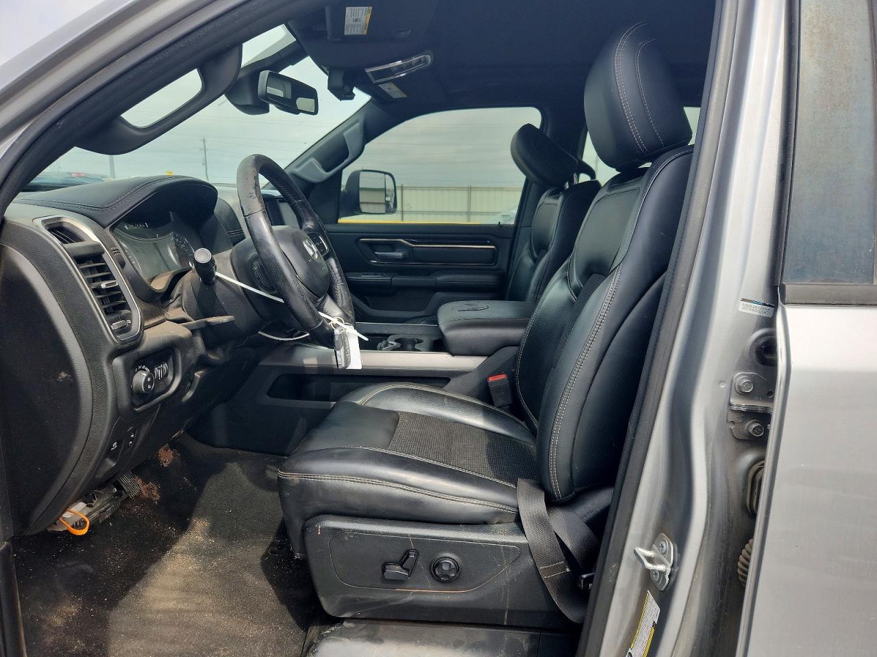 2019 RAM 1500 REBEL photo 7