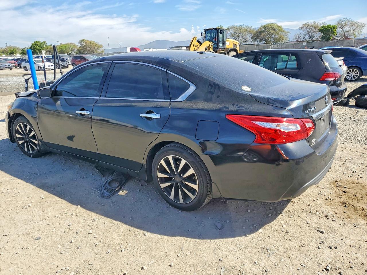 2017 NISSAN ALTIMA 2.5 SV photo 4