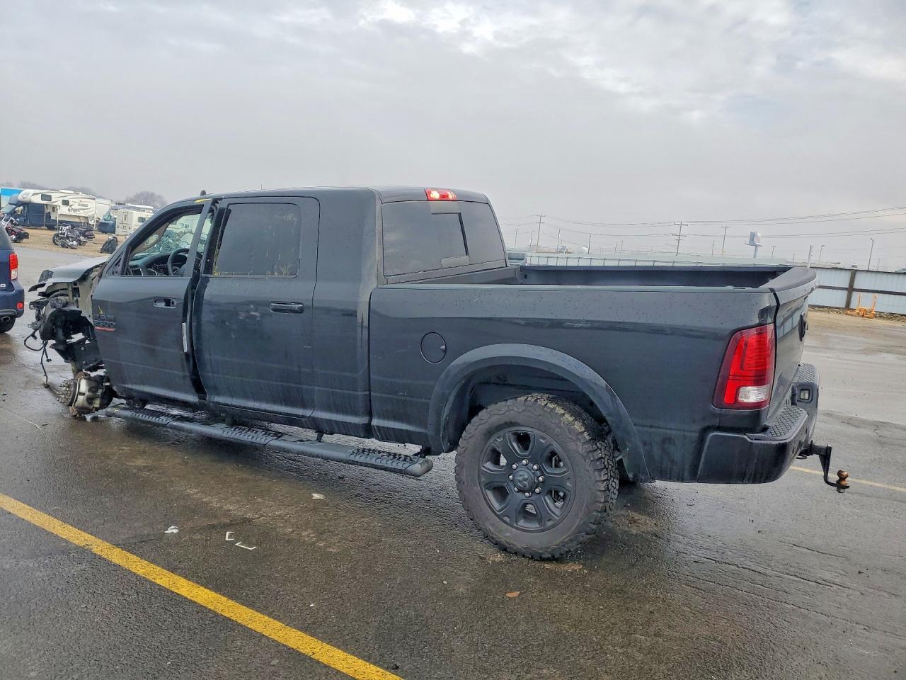 2018 RAM 2500 LARAMIE photo 2