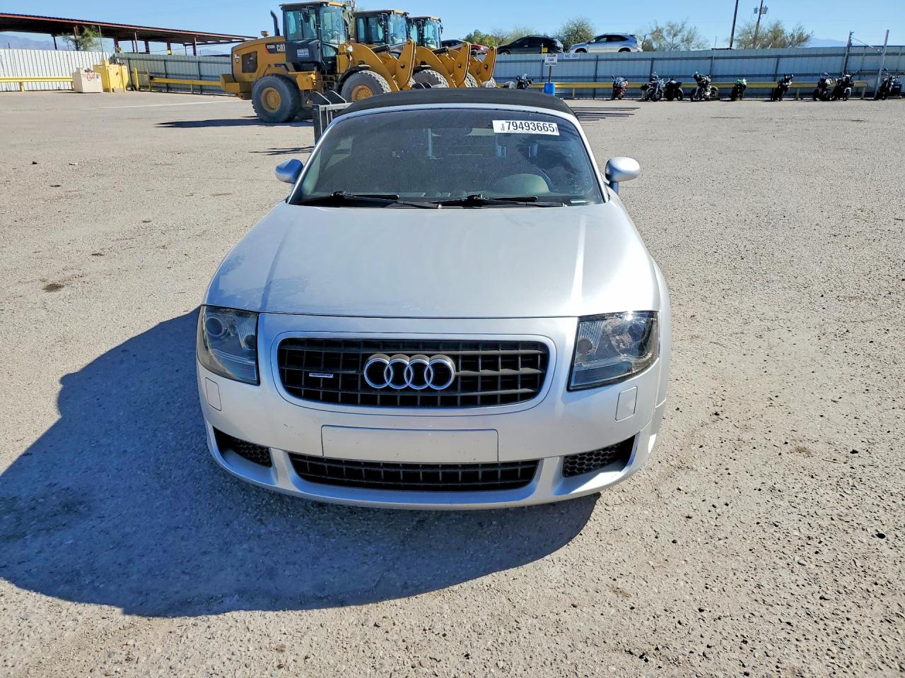 2005 AUDI TT photo 5