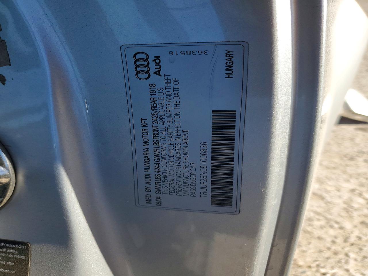 2005 AUDI TT photo 12