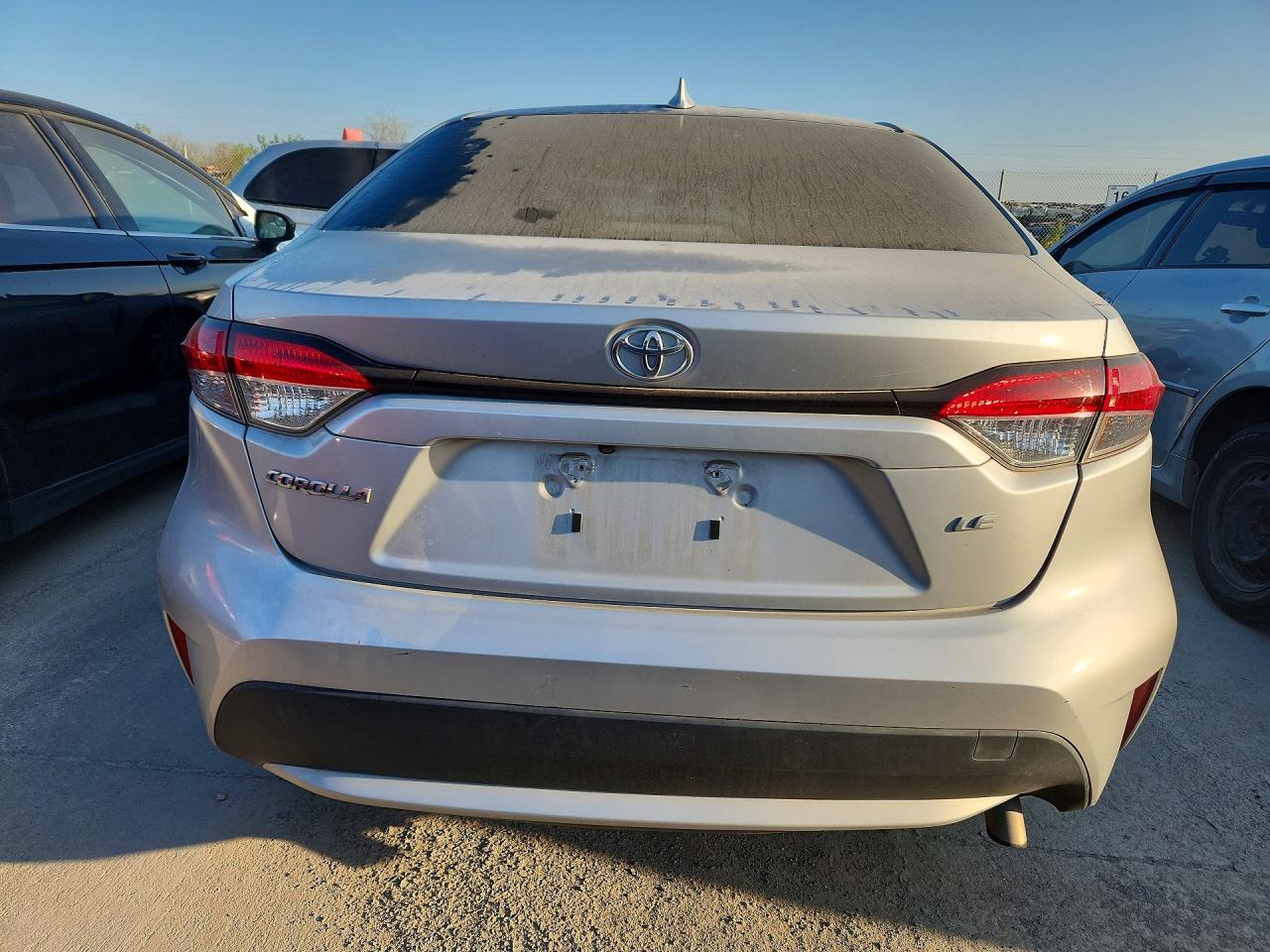 2021 TOYOTA COROLLA LE photo 16