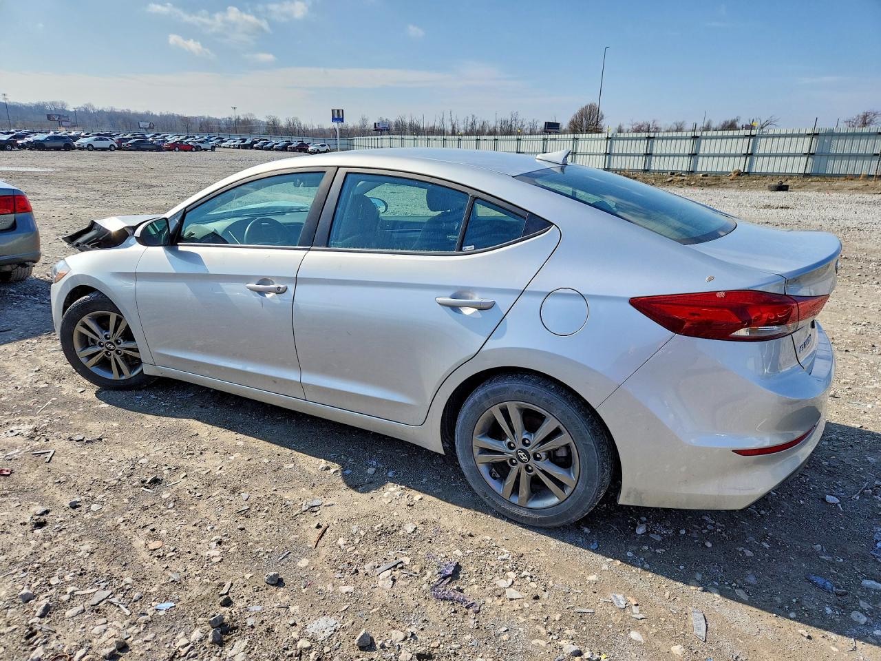 2018 HYUNDAI ELANTRA SEL photo 2