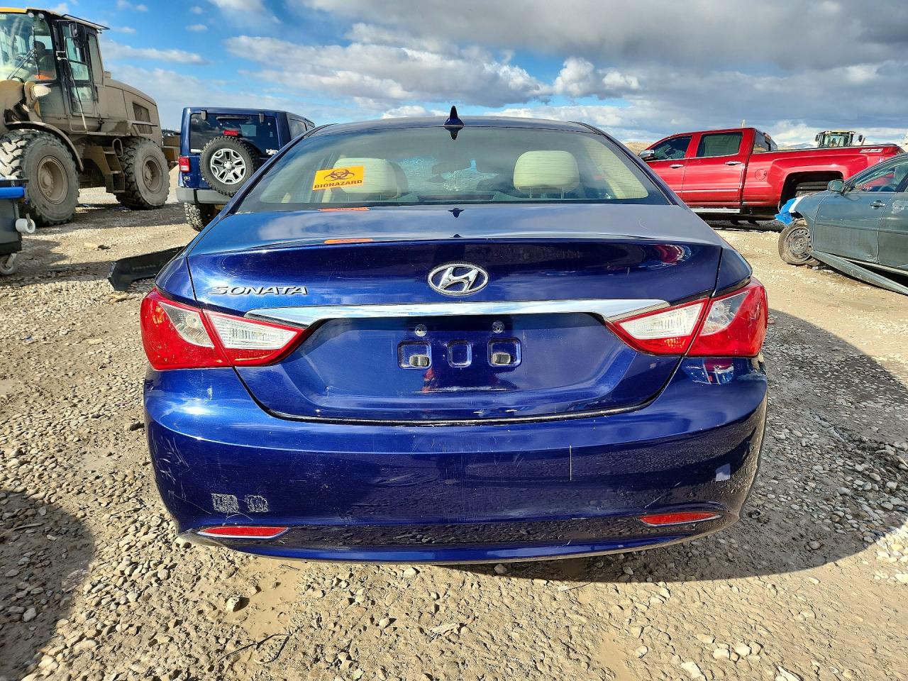 2011 HYUNDAI SONATA GLS photo 6