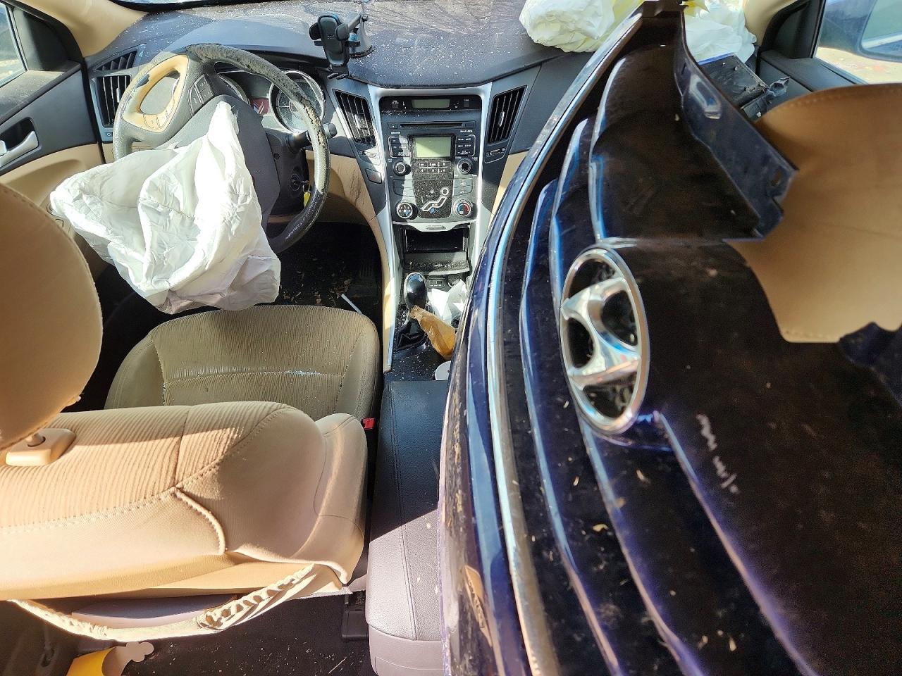 2011 HYUNDAI SONATA GLS photo 8