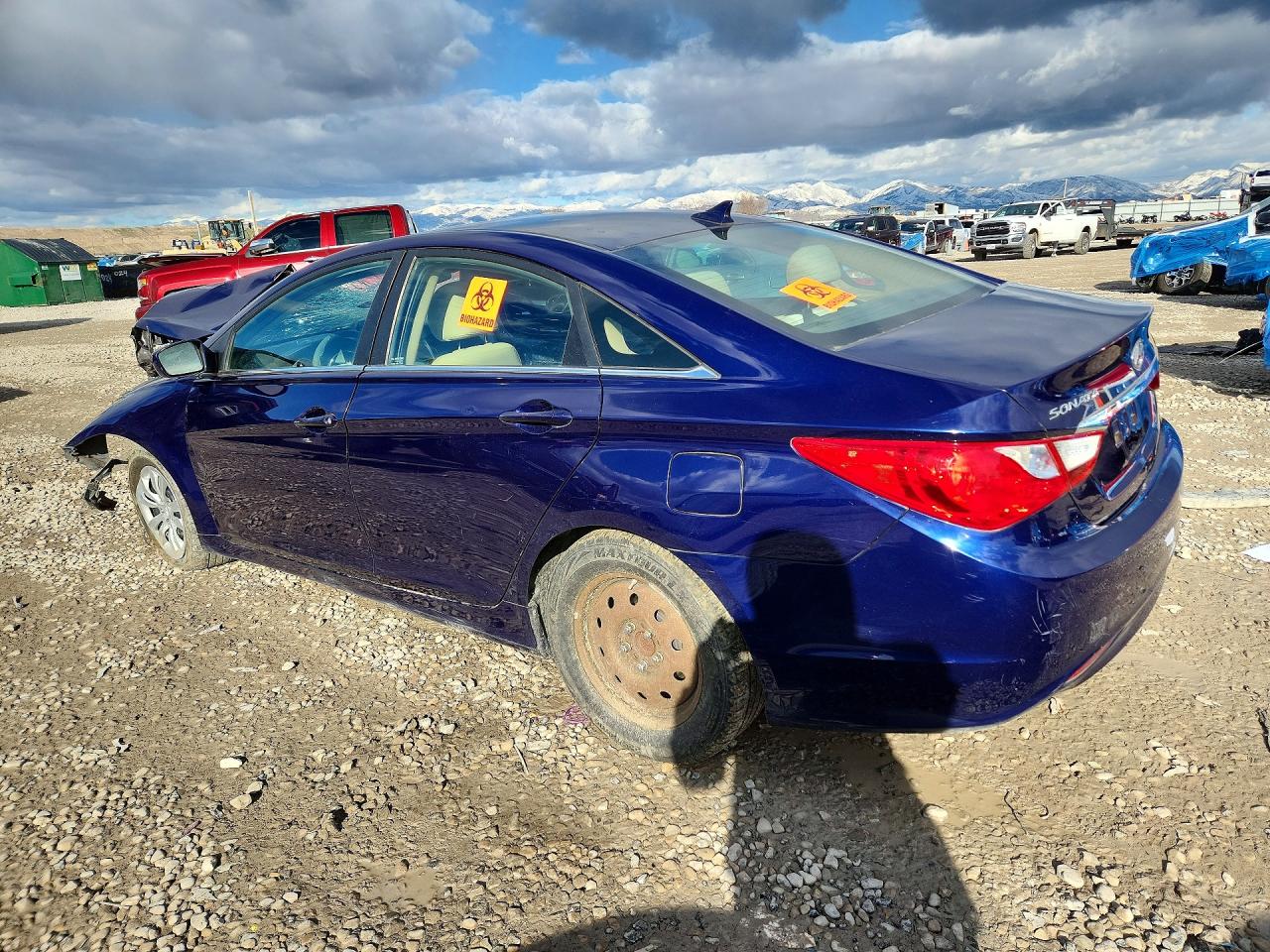 2011 HYUNDAI SONATA GLS photo 2