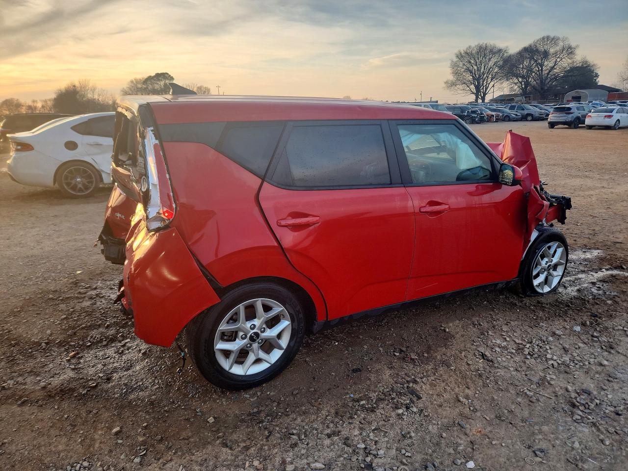 2024 KIA SOUL LX photo 5