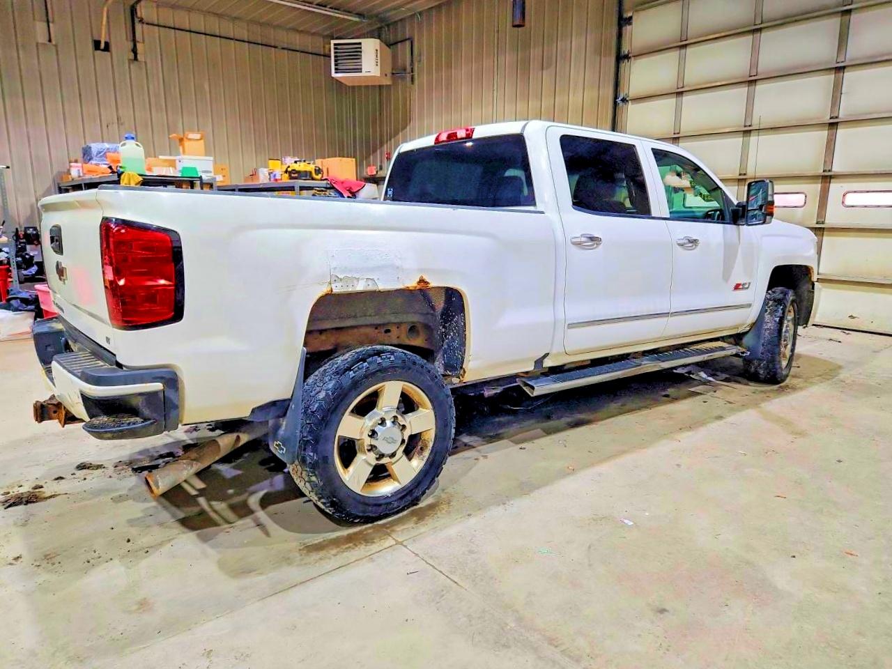 2016 CHEVROLET SILVERADO K2500 HEAVY DUTY LT photo 3