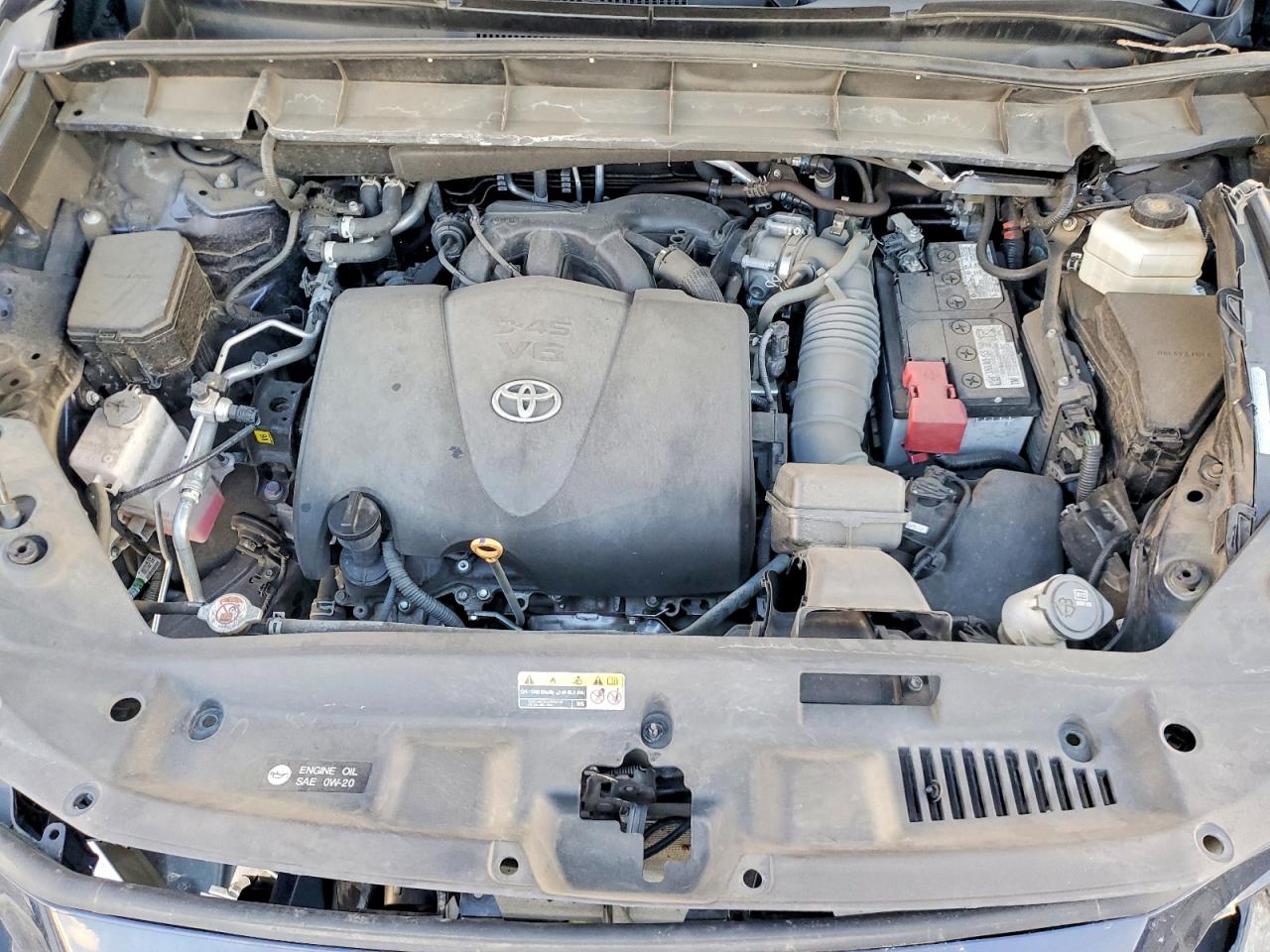 2022 TOYOTA HIGHLANDER XLE photo 23