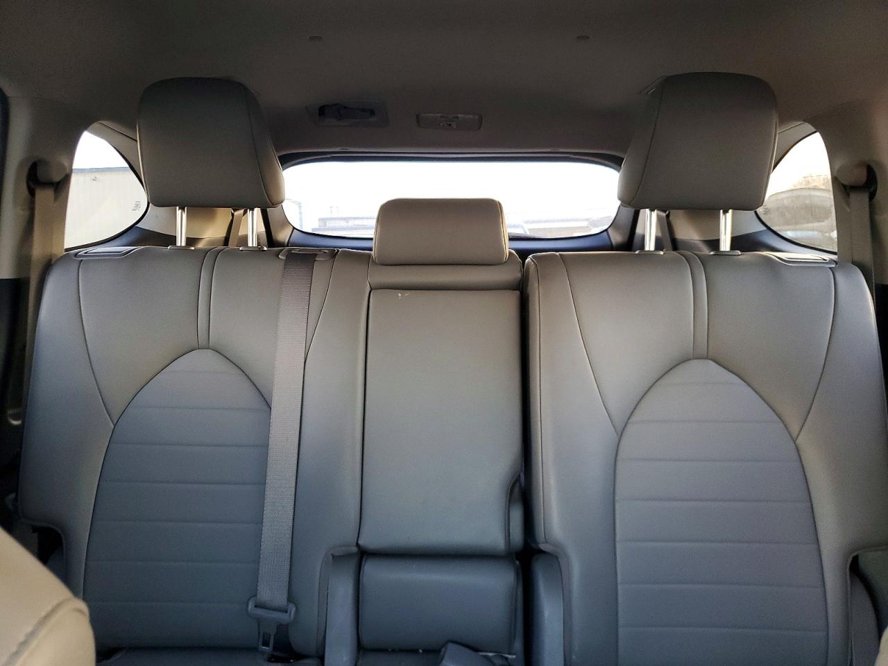 2022 TOYOTA HIGHLANDER XLE photo 19
