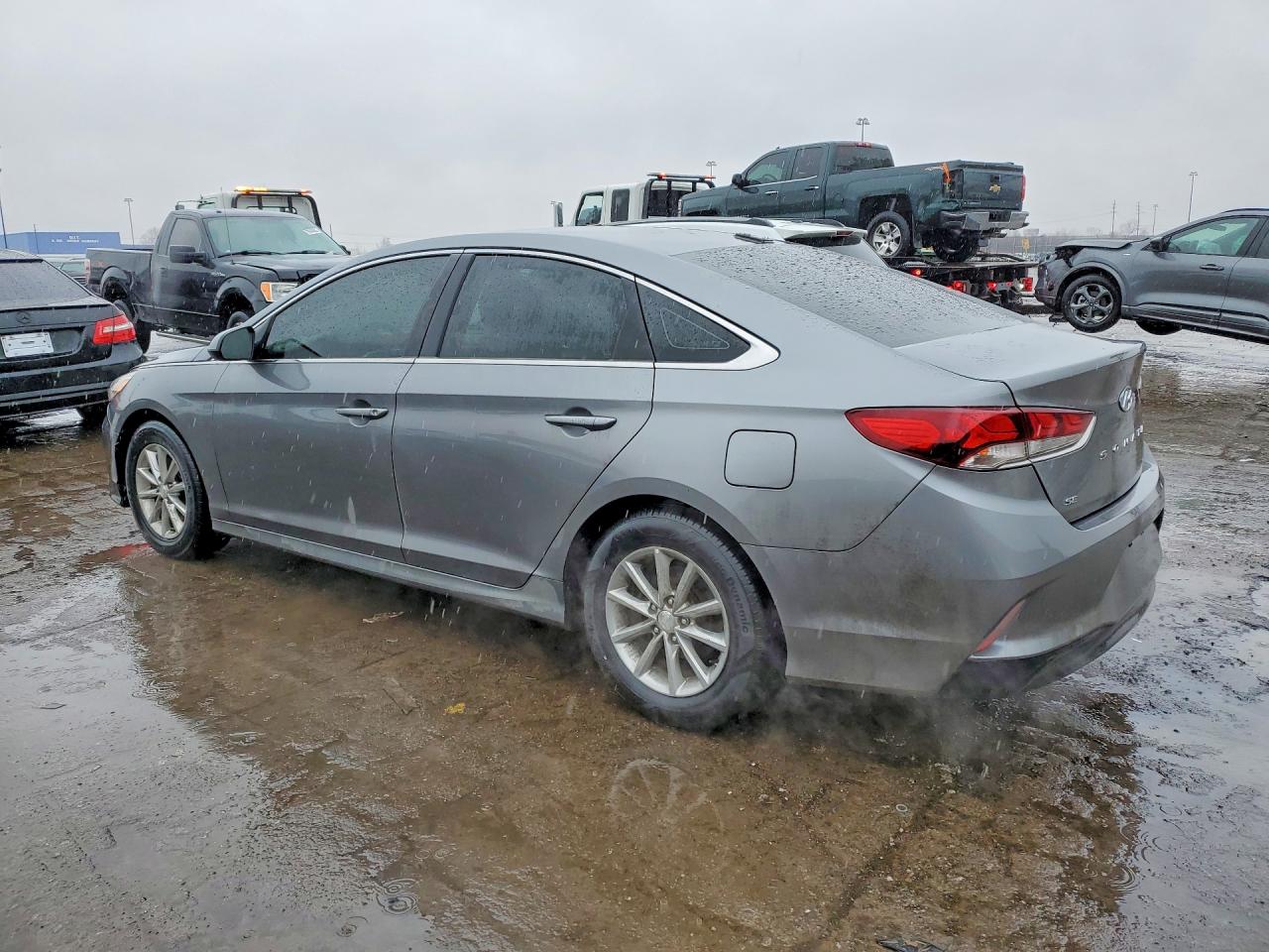 2018 HYUNDAI SONATA SE photo 4