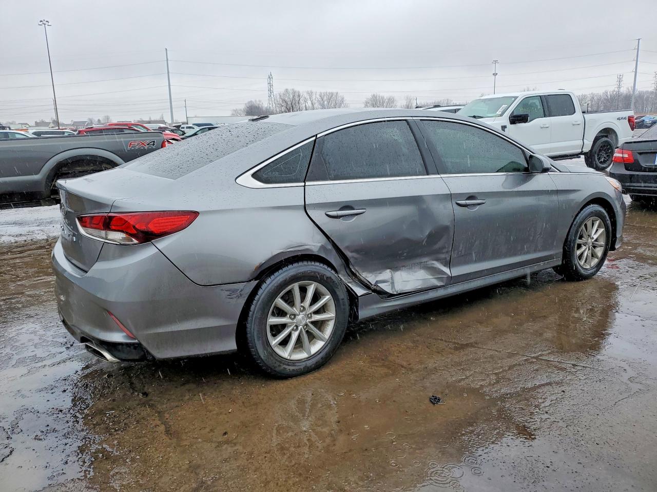 2018 HYUNDAI SONATA SE photo 7