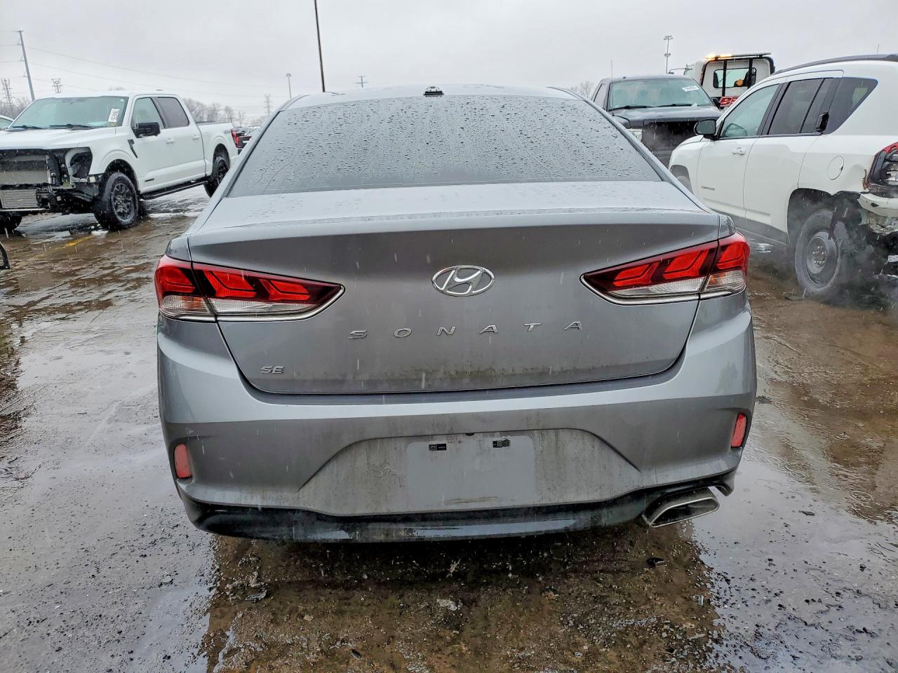 2018 HYUNDAI SONATA SE photo 16