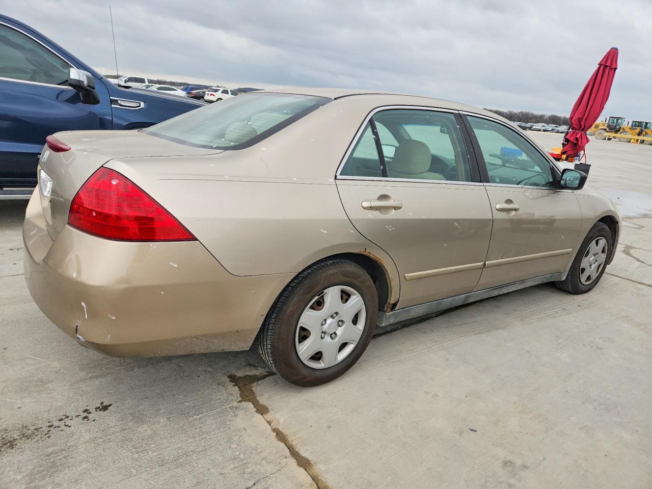 2006 HONDA ACCORD LX photo 5