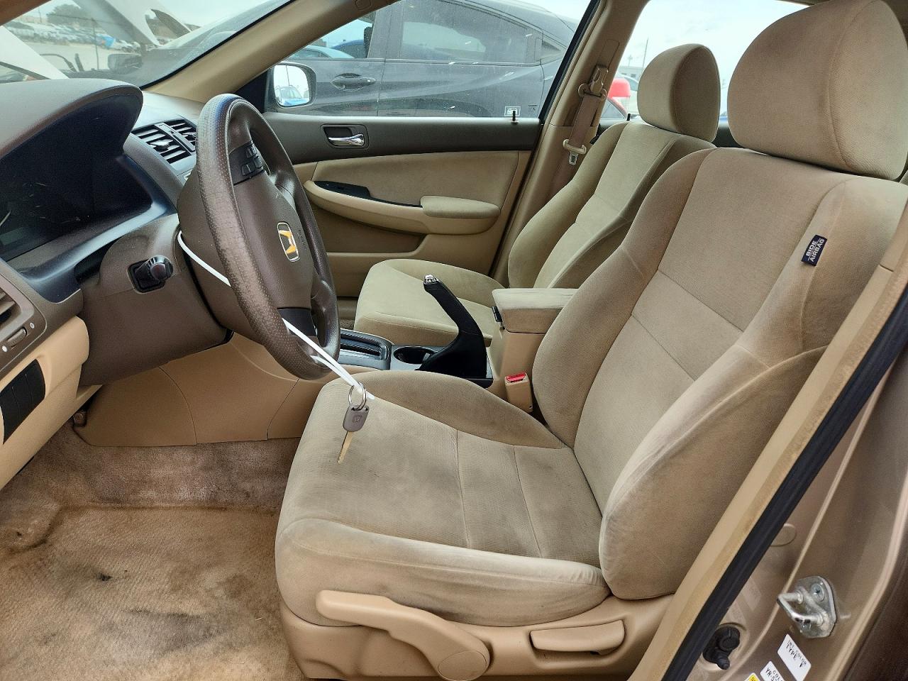 2006 HONDA ACCORD LX photo 13