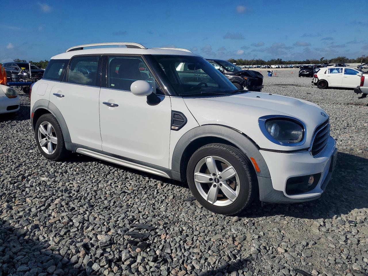 2019 MINI COOPER COUNTRYMAN photo 10