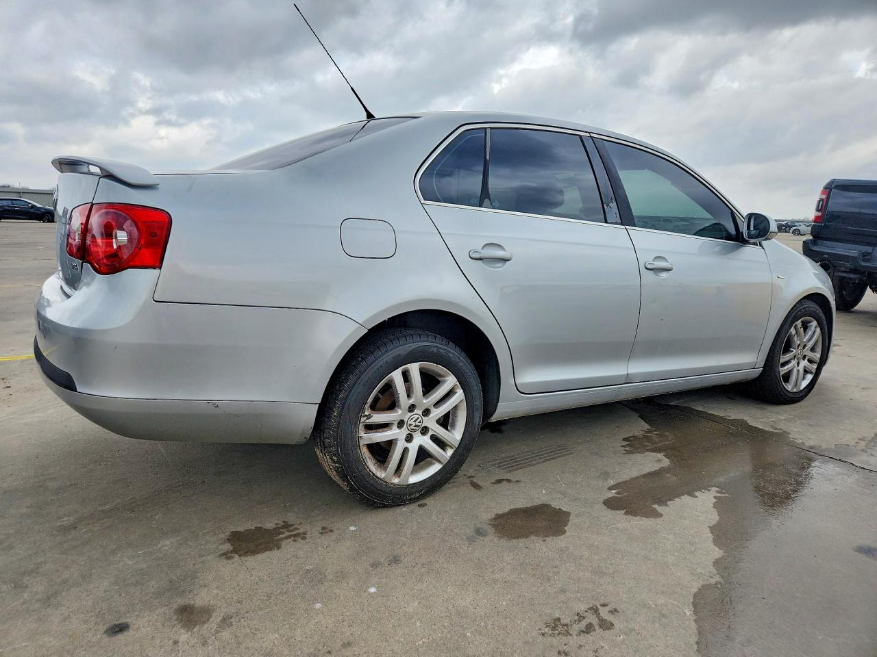 2007 VOLKSWAGEN JETTA WOLFSBURG photo 5
