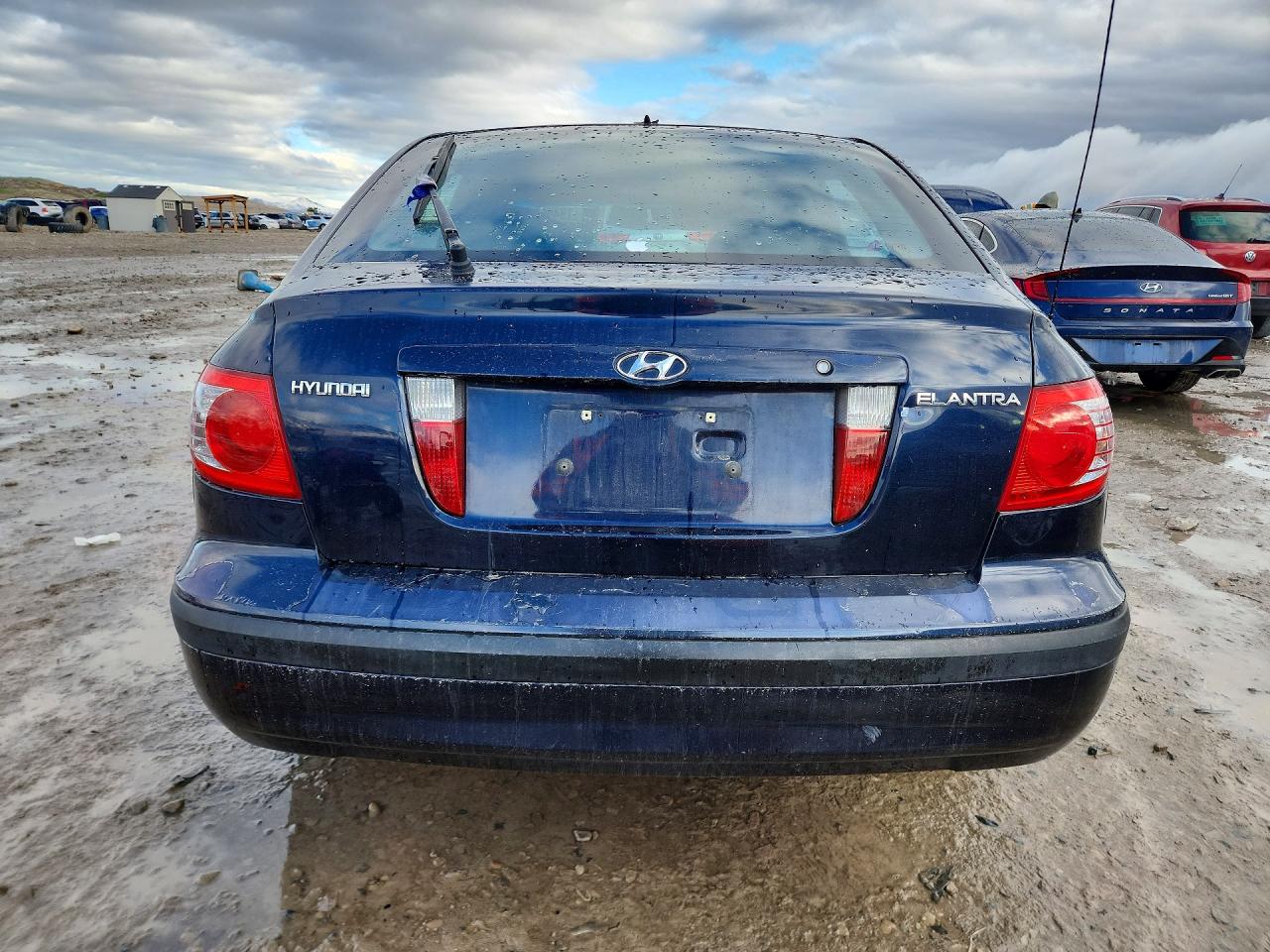 2005 HYUNDAI ELANTRA GLS photo 16