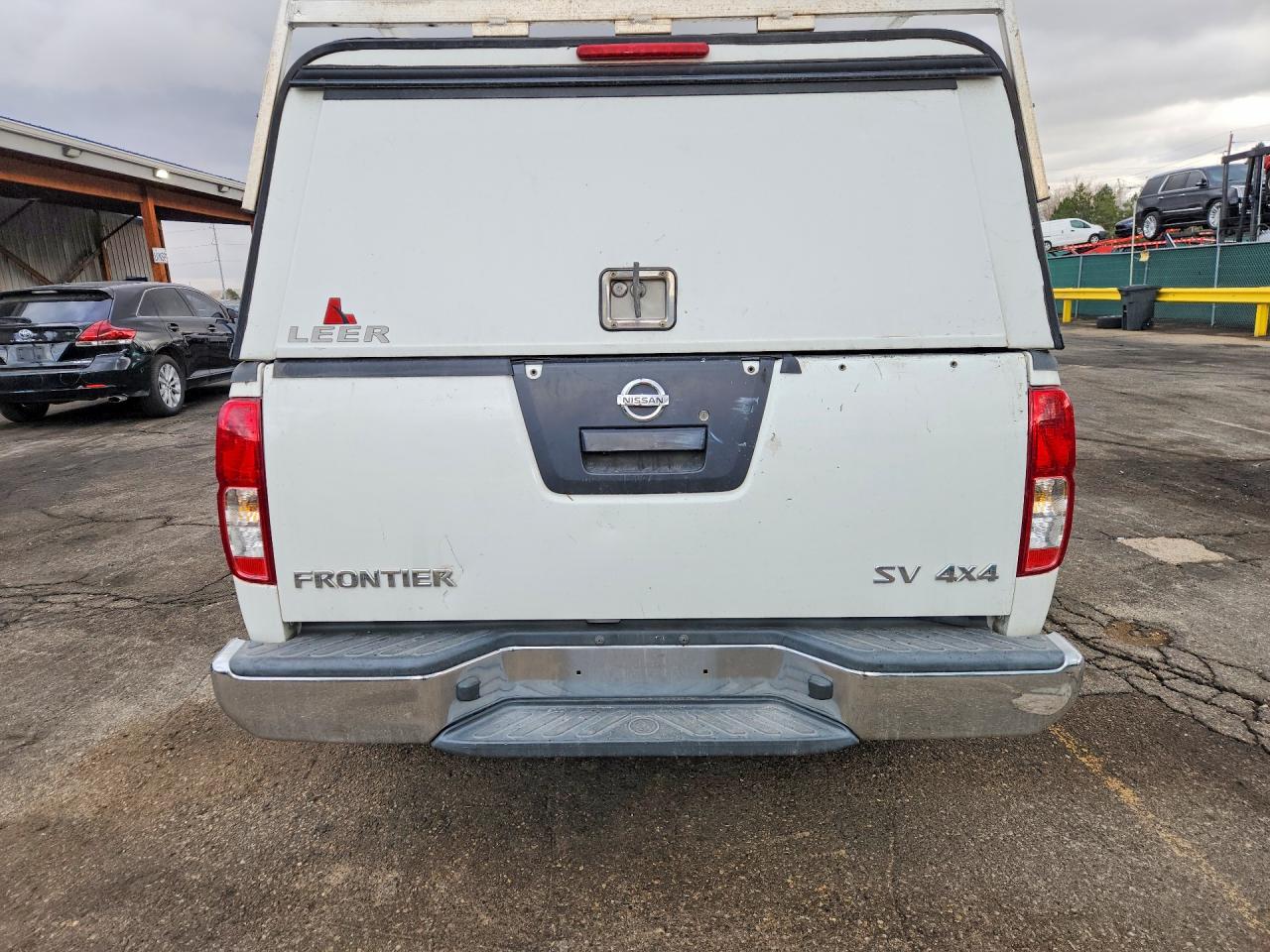 2018 NISSAN FRONTIER SV V6 photo 16