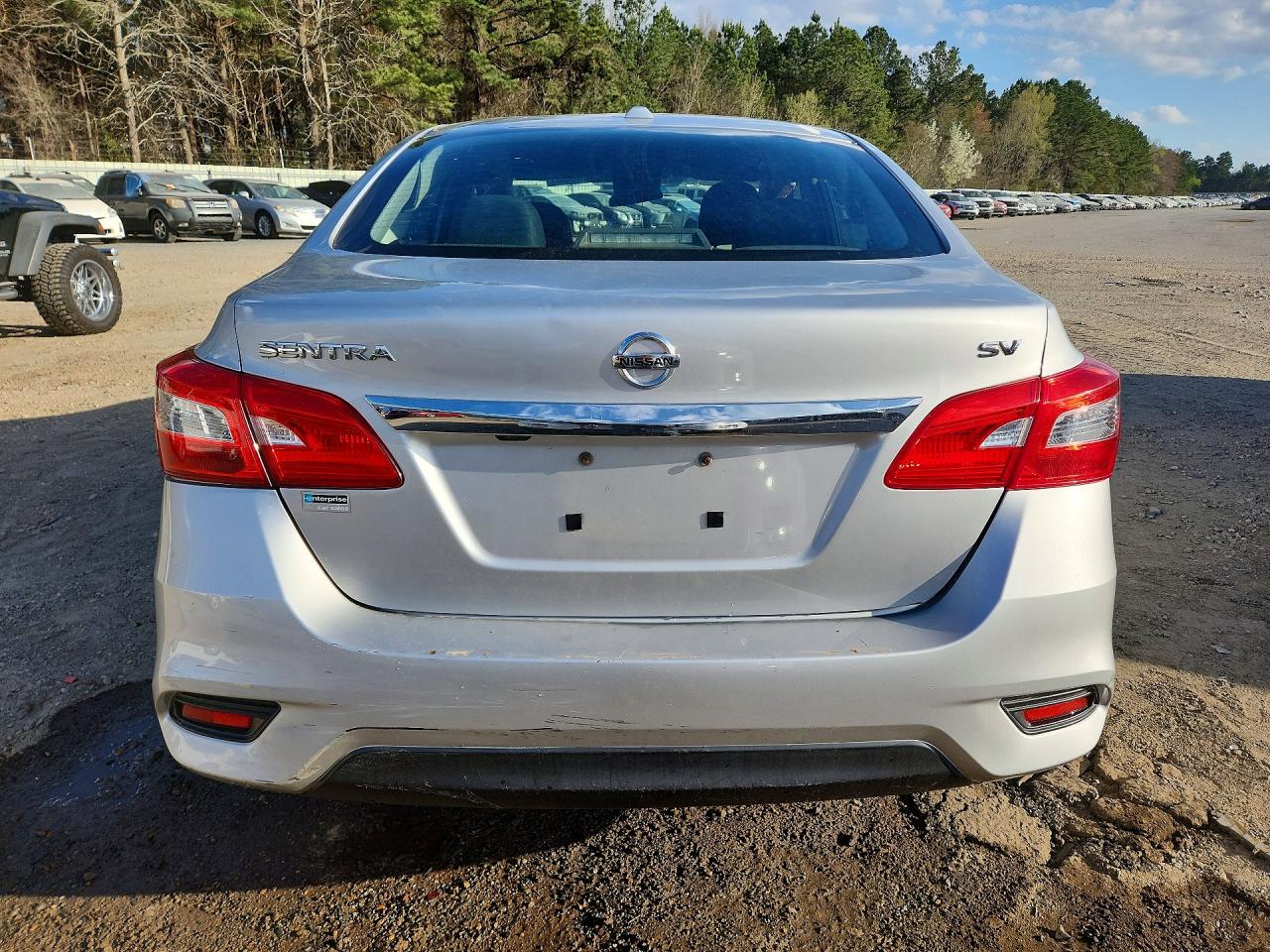 2019 NISSAN SENTRA SV photo 11
