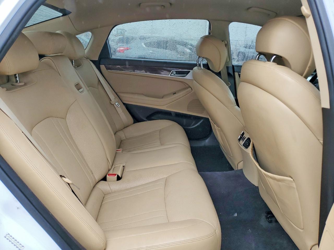 2015 HYUNDAI GENESIS 3.8L photo 19