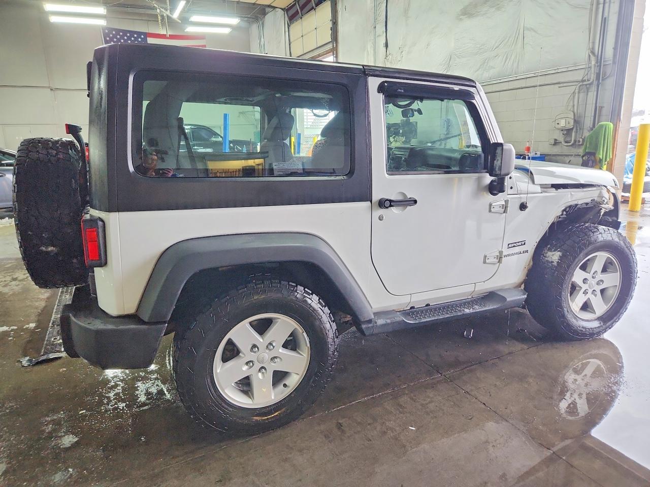 2014 JEEP WRANGLER SPORT photo 5