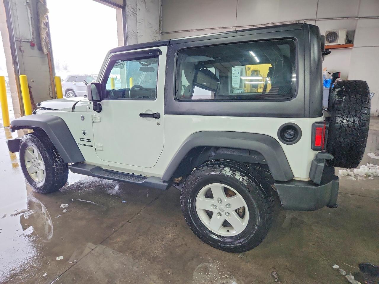 2014 JEEP WRANGLER SPORT photo 3