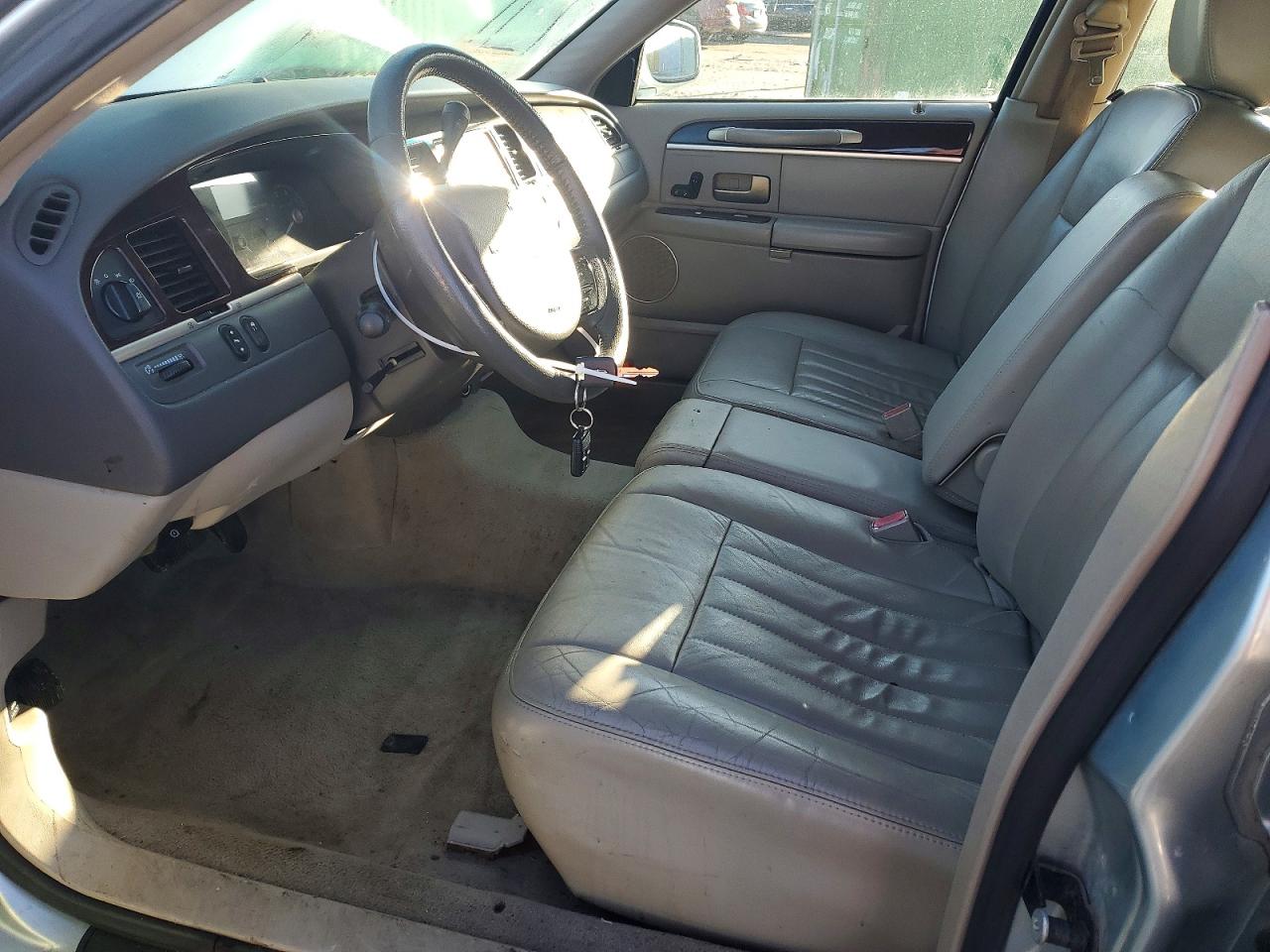 2007 LINCOLN TOWN CAR SIGNATURE photo 13