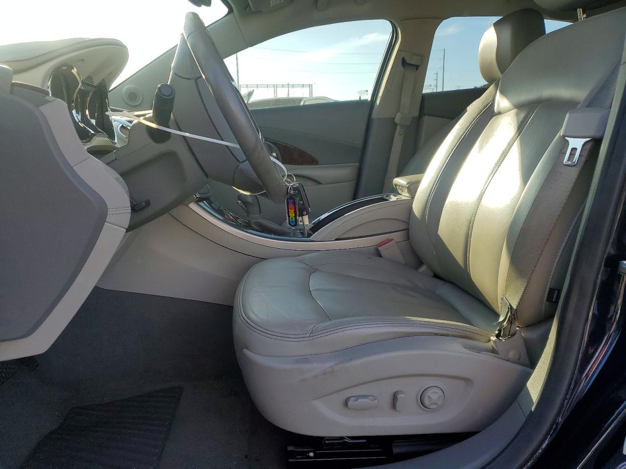 2012 BUICK LACROSSE photo 13