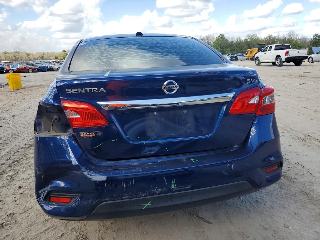 2018 NISSAN SENTRA SV photo 16