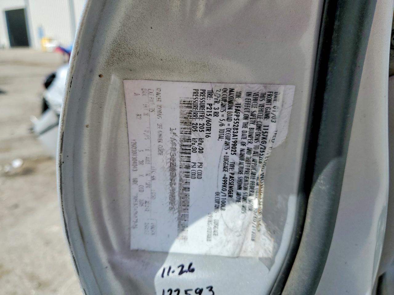 2005 FORD TAURUS SE photo 23